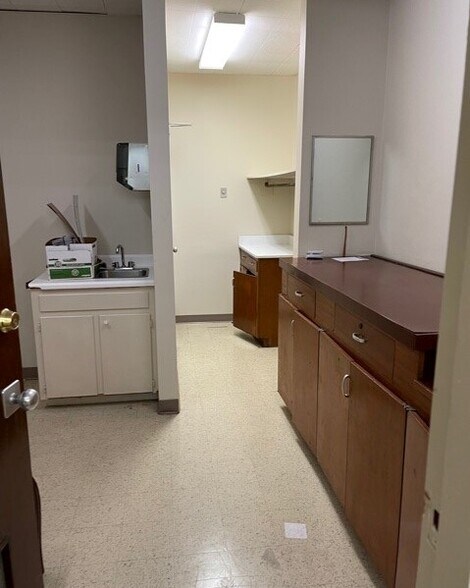 More Photos Of 6554 Florida Blvd, Baton Rouge Office For Lease