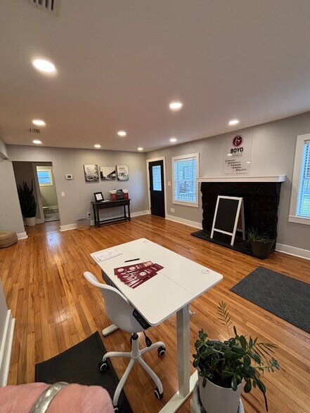 More Photos Of 11169 NW State Rd 20, Bristol Office For Sale