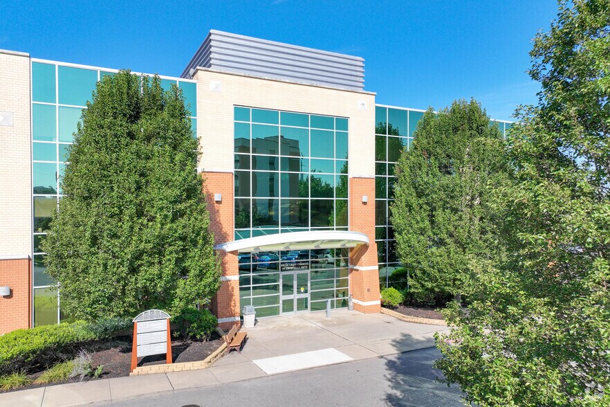 More Photos Of 144 Emeryville Dr, Cranberry Township Medical For Lease