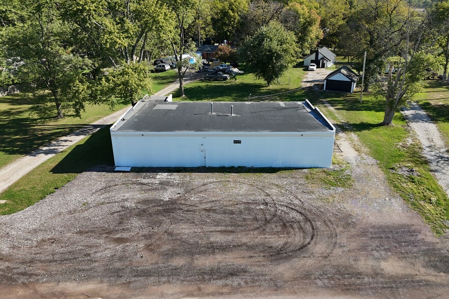 More Photos Of 10033 N Old State Road 67, Mooresville Flex For Sale