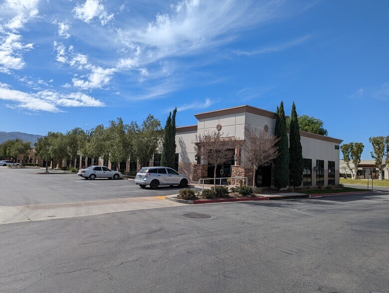 More Photos Of 501 Queensland Cir, Corona Office For Lease