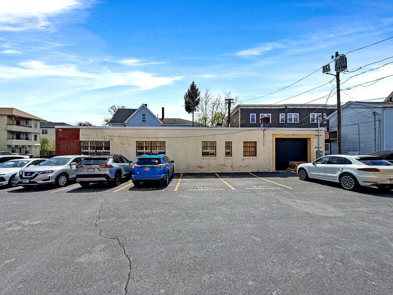 More Photos Of 64 Dewey St, Worcester Office For Sale