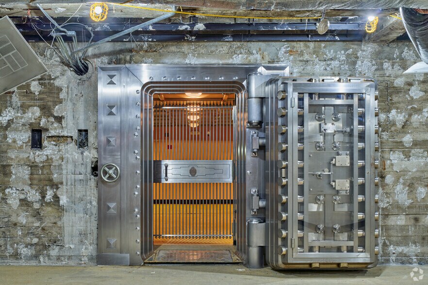 More Photos Of 500 Griswold St, Detroit Office For Lease