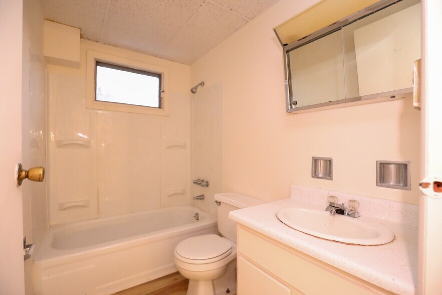 More Photos Of 3191 State Route 23, Hillsdale Apartments For Sale