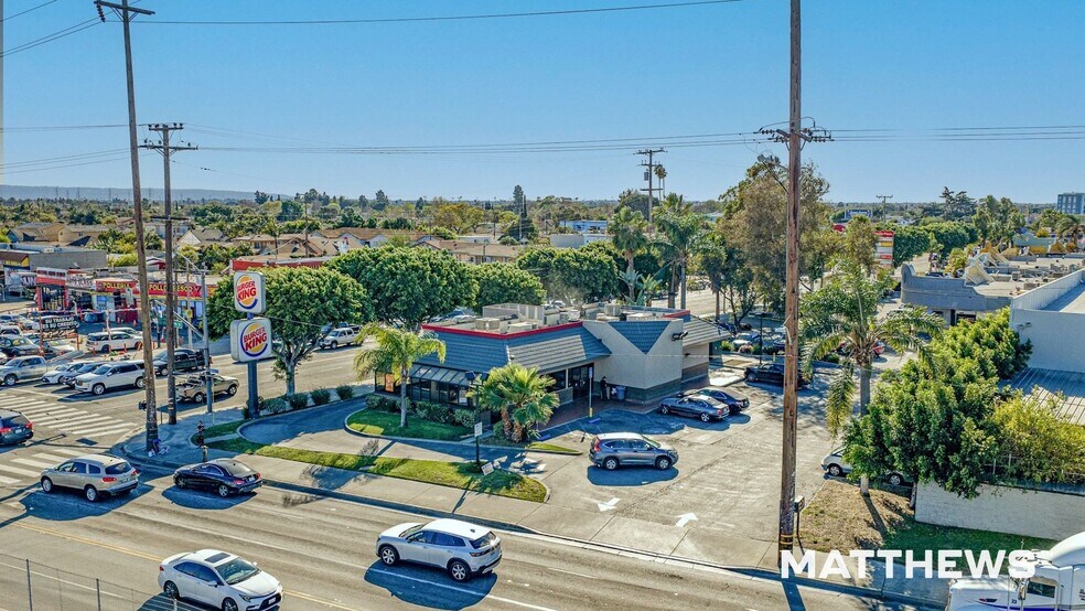 Primary Photo Of 2051 E Florence Ave, Los Angeles Fast Food For Sale