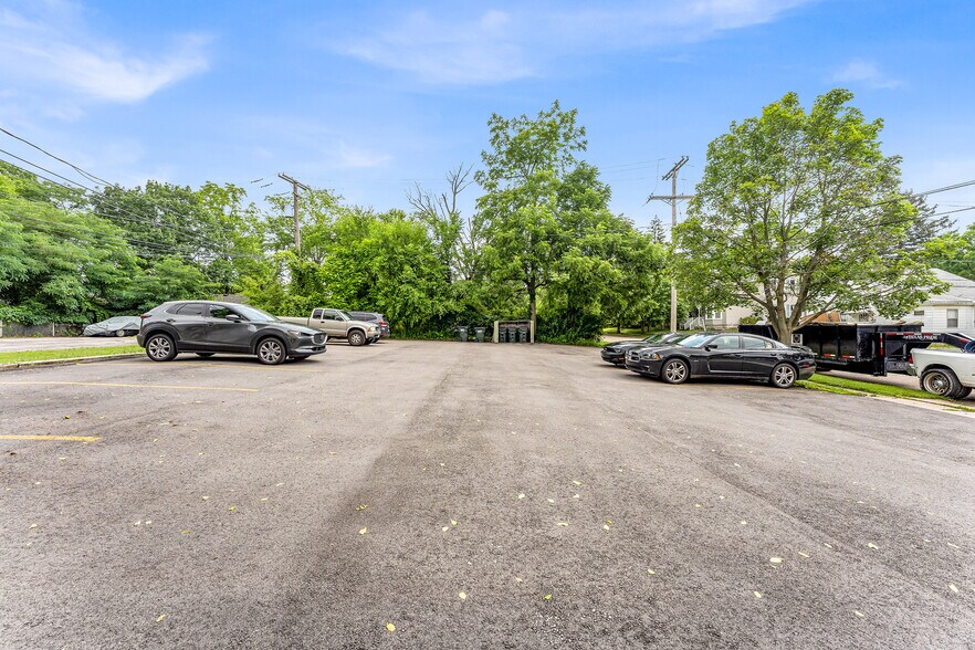 More Photos Of 755 Broadway Ave, Bedford Apartments For Sale