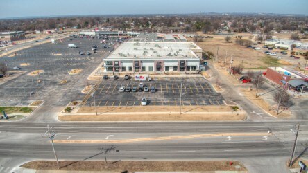 More Photos Of 3312 S Elm Pl, Broken Arrow Storefront For Sale