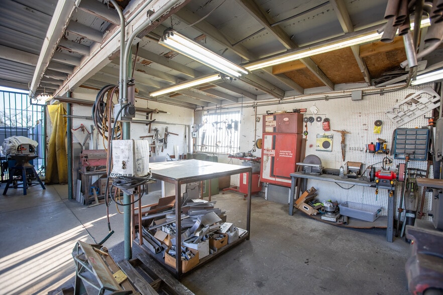 More Photos Of 17635 Arrow Blvd, Fontana Service For Sale