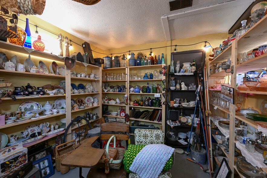 More Photos Of 3120 Wadsworth Rd, Norton Storefront Retail Office For Sale