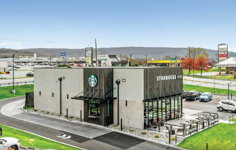 Primary Photo Of 3070 N 5th Street Hwy, Reading General Retail For Sale