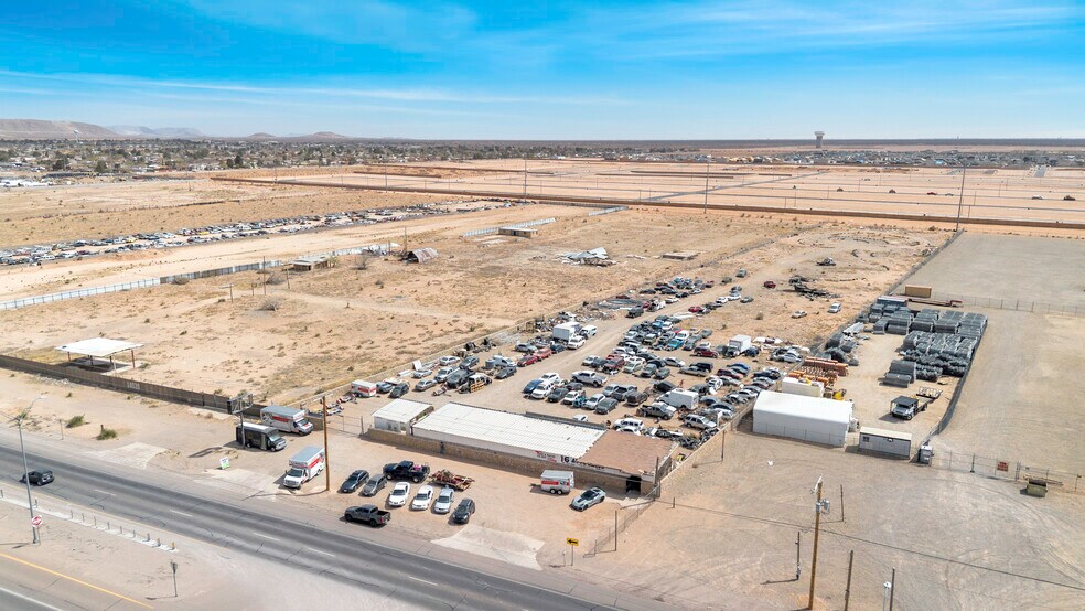More Photos Of 14010 Montana Ave, El Paso Auto Salvage Facility For Sale