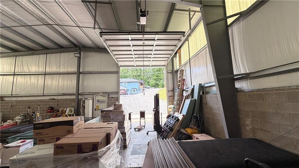 More Photos Of 3136 Brodhead Rd, Aliquippa Storefront Retail Residential For Lease