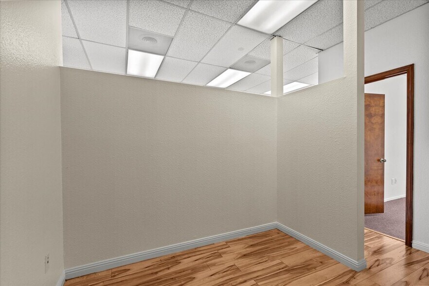 More Photos Of 1811 Grand Canal Blvd, Stockton Office For Lease