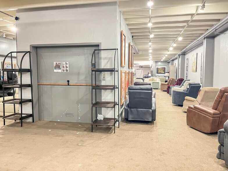 More Photos Of 174 W 200 N, Cedar City General Retail For Sale