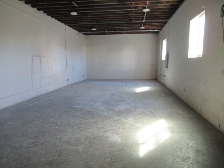 More Photos Of 1644 E Compton Blvd, Compton Freestanding For Sale