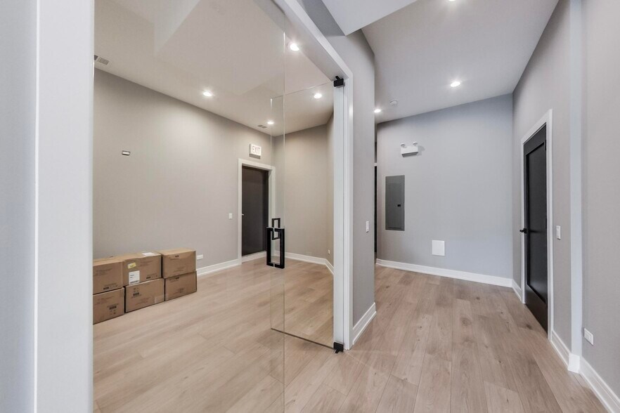 More Photos Of 1330 Western, Chicago Apartments For Sale