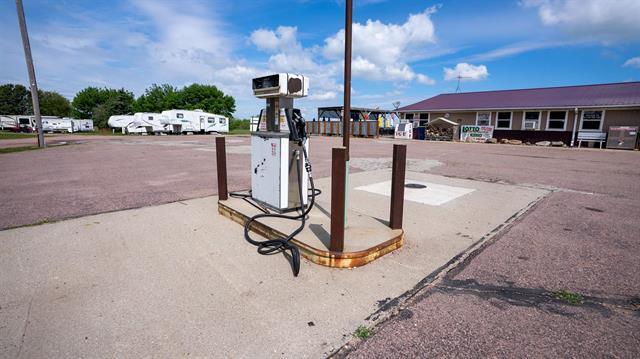 More Photos Of 54882 897 Rd, Crofton Restaurant For Sale