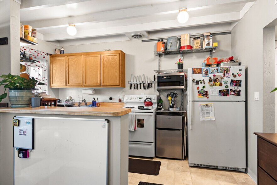 More Photos Of 45 Woodland Ave, San Rafael Apartments For Sale