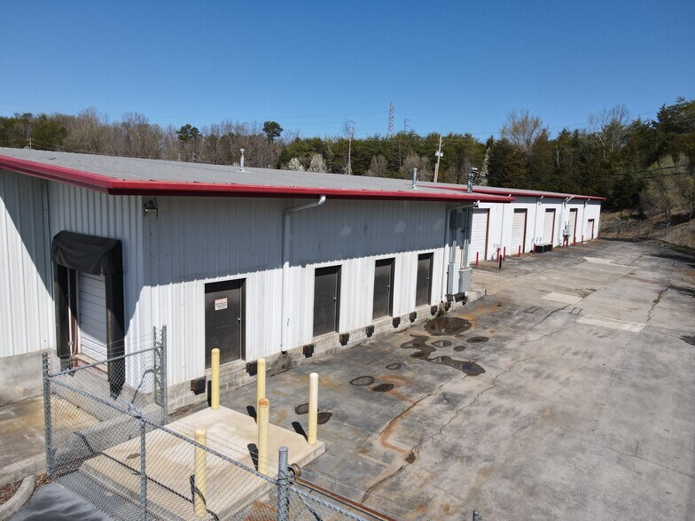 More Photos Of 2029 Brookside Ln, Kingsport Industrial For Sale