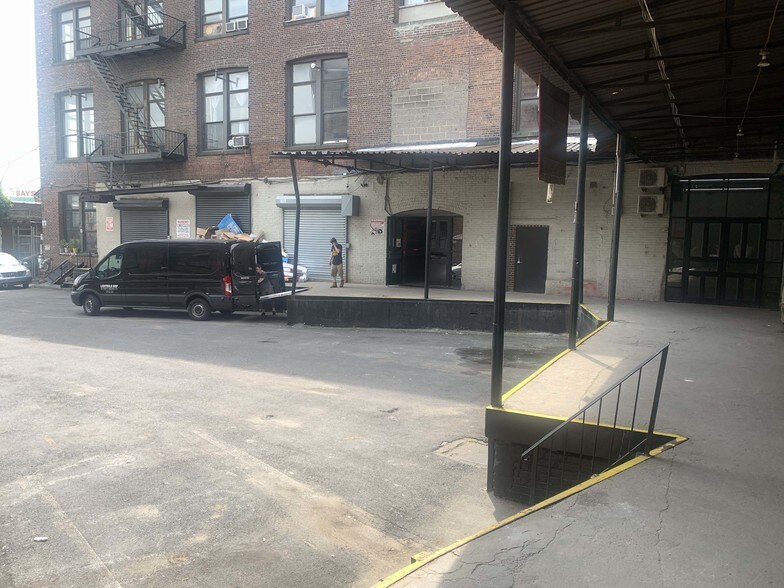 More Photos Of 1027 Grand St, Brooklyn Office For Lease