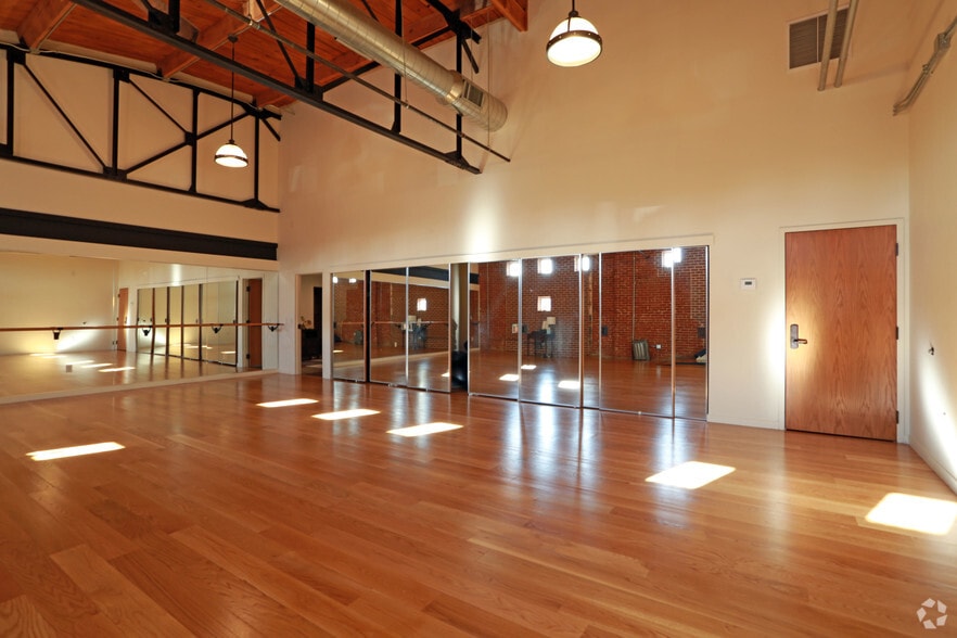 More Photos Of 1842 S Broadway, Denver Storefront For Lease