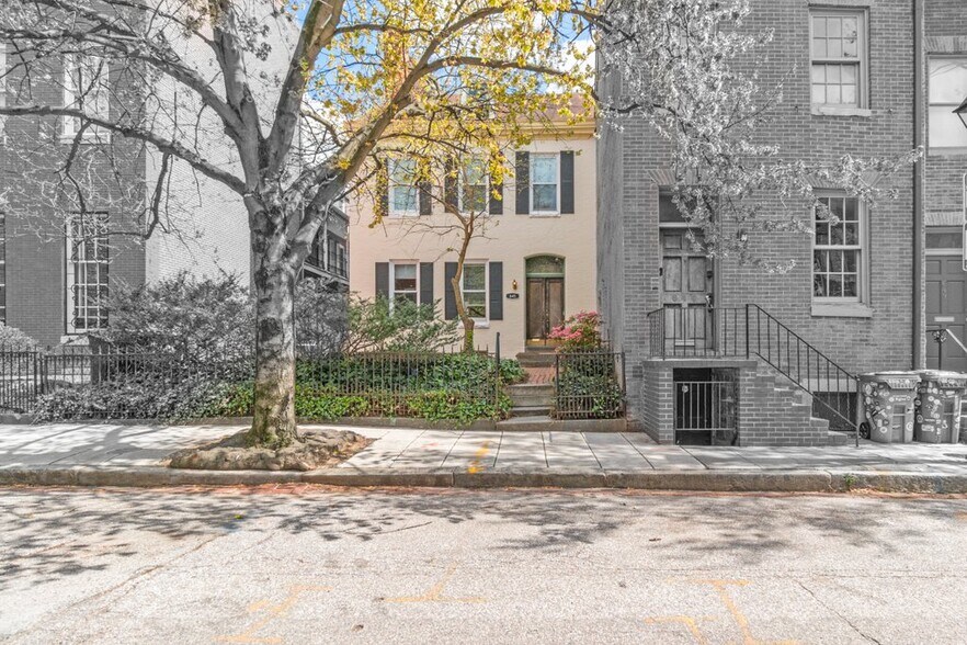 Primary Photo Of 645 Washington Blvd, Baltimore Apartments For Sale