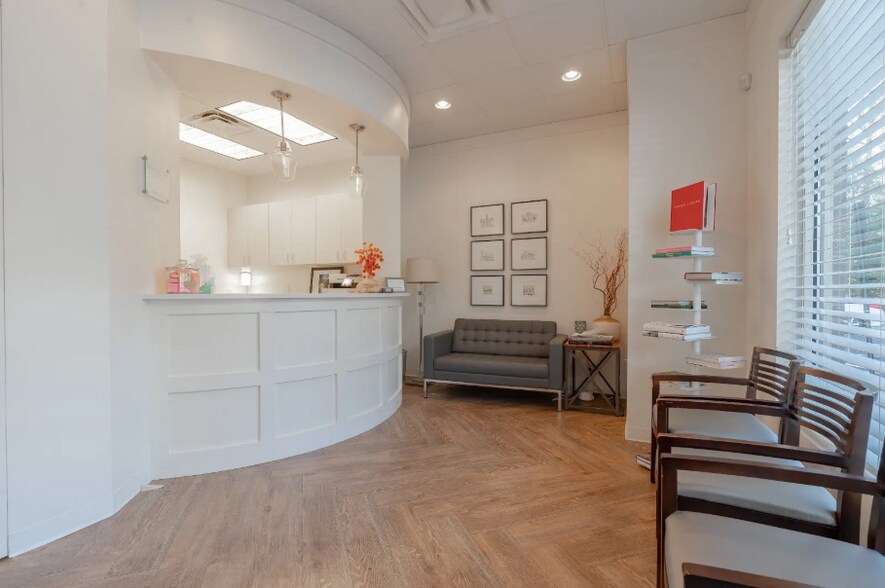 More Photos Of 931 Lower Fayetteville Rd, Newnan Medical For Lease