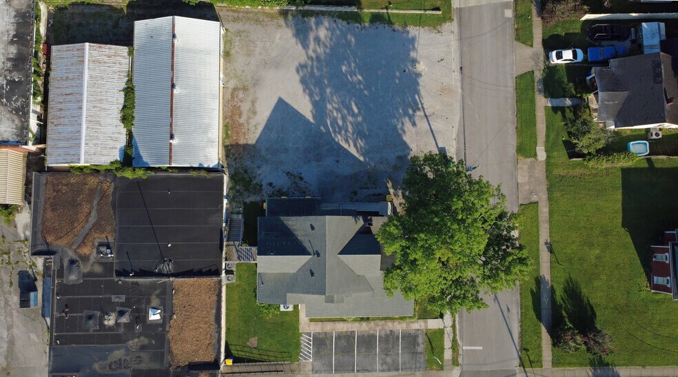 More Photos Of 103 N High St, Franklin Office Residential For Sale