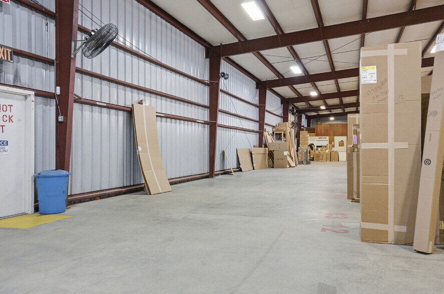 More Photos Of 2321 Hope Mills Rd, Fayetteville Unknown For Lease