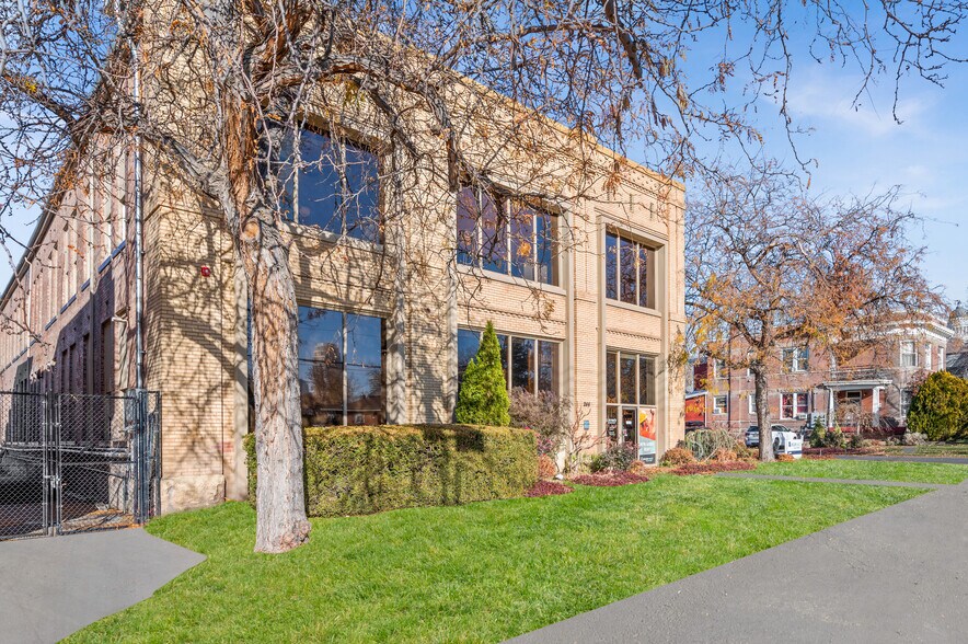 More Photos Of 244 W 300 N, Salt Lake City Loft Creative Space For Lease