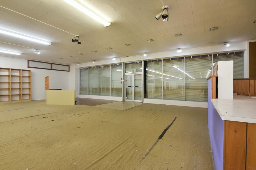 More Photos Of 511 W Broad Ave, Albany General Retail For Sale