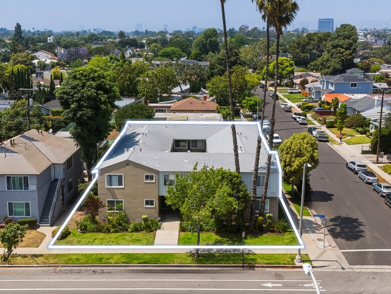 Primary Photo Of 11401 Washington Pl, Los Angeles Apartments For Sale