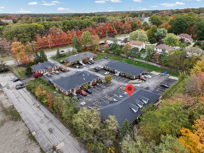 More Photos Of 8050 Corporate Cir, North Royalton Office For Lease