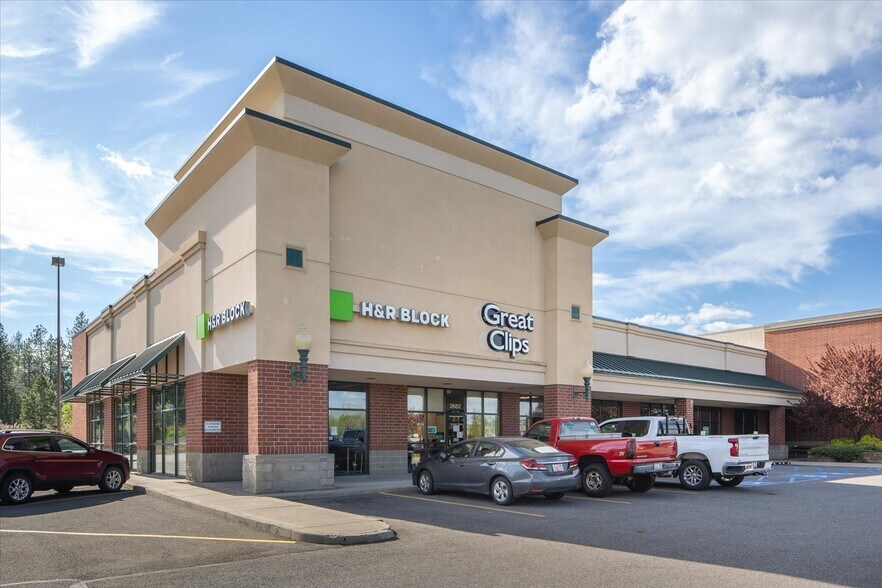 More Photos Of 2680-2742 1st St, Cheney Unknown For Lease