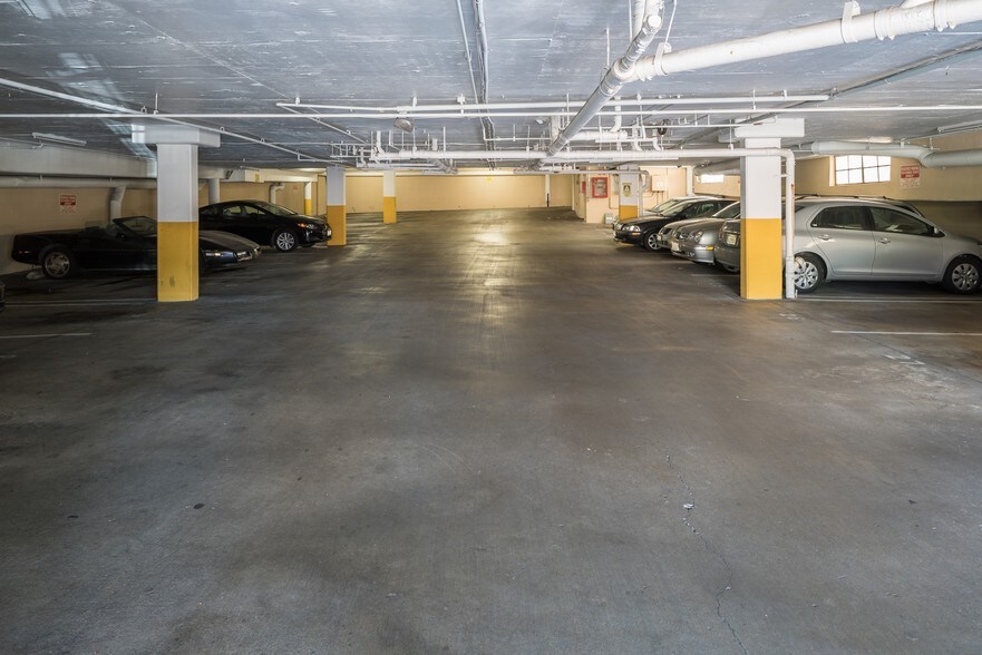More Photos Of 320 S Occidental Blvd, Los Angeles Apartments For Sale