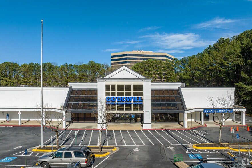 More Photos Of 8329-8371 Roswell Rd NE, Atlanta Unknown For Lease