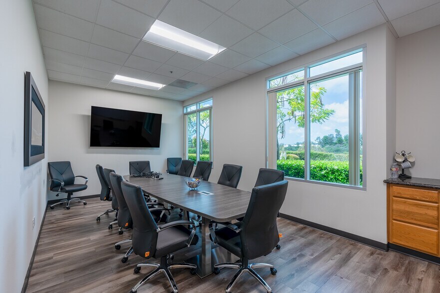 More Photos Of 3164 Lionshead Ave, Carlsbad Office For Lease