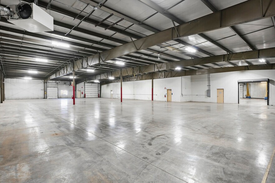 More Photos Of 4811 Curtis Rd, Dodgeville Warehouse For Sale