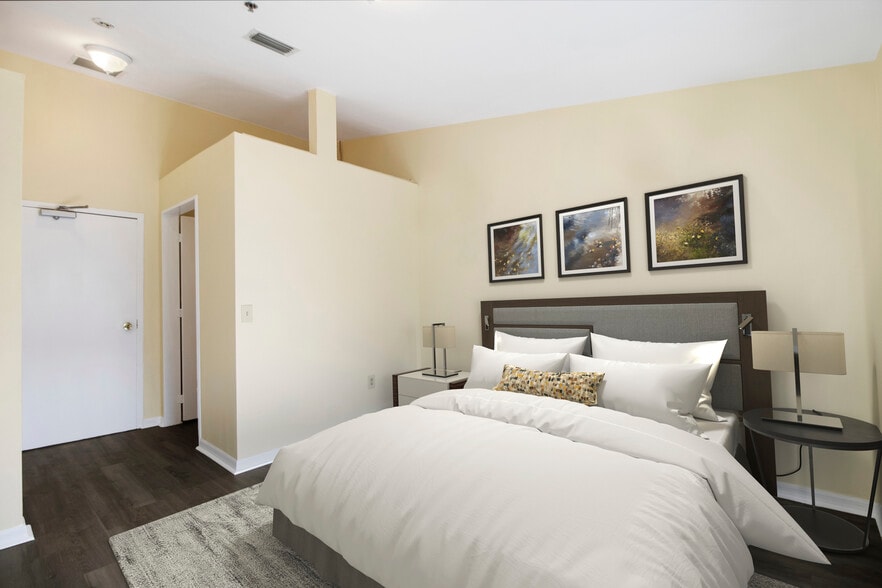 More Photos Of 820 15th St N, Saint Petersburg Assisted Living For Sale