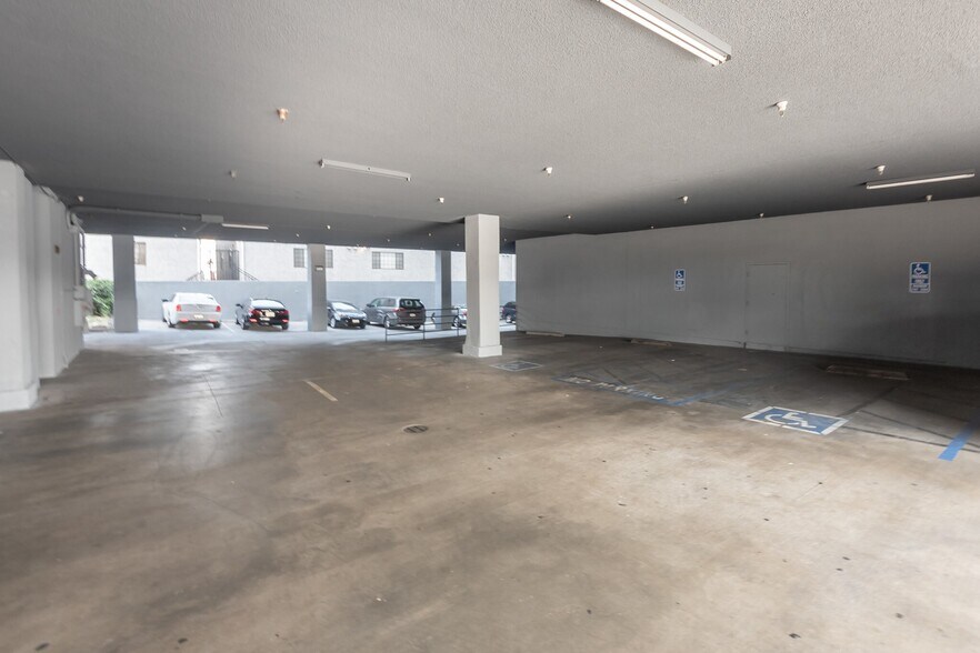 More Photos Of 15342 Hawthorne Blvd, Lawndale Loft Creative Space For Lease