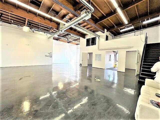 More Photos Of 900-932 S San Pedro St, Los Angeles Unknown For Lease