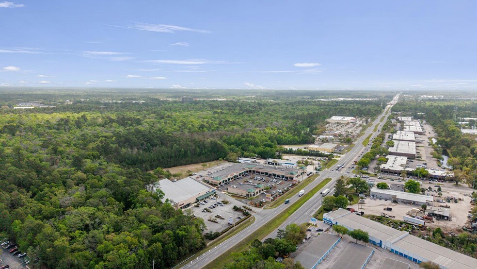 More Photos Of 9365 Philips Hwy, Jacksonville Freestanding For Sale