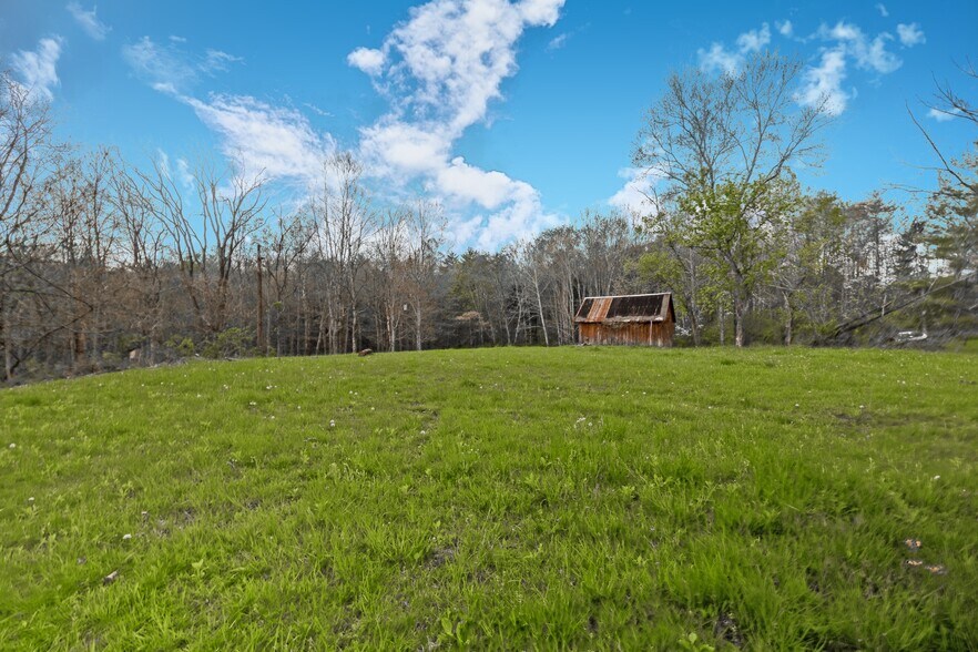 More Photos Of 5400 Saunders Rd, Logan Land For Sale