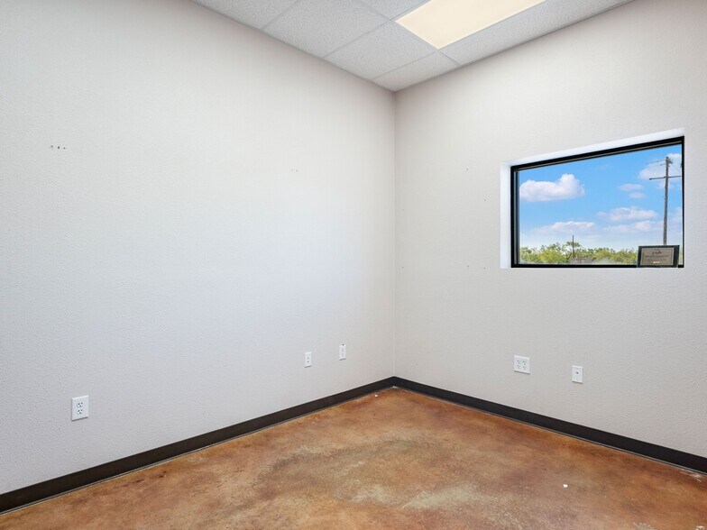 More Photos Of 6411 Highway 90 E, Knippa Refrigeration Cold Storage For Sale