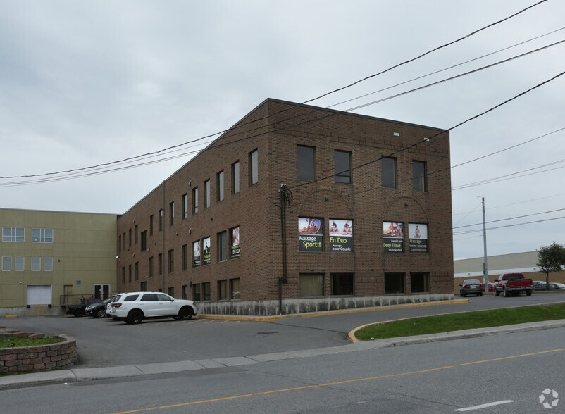 More Photos Of 400 Boul Maloney E, Gatineau Office For Lease