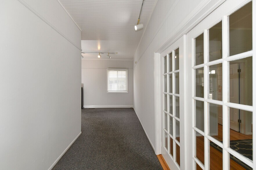 More Photos Of 1200 Jefferson St, Napa Office For Sale