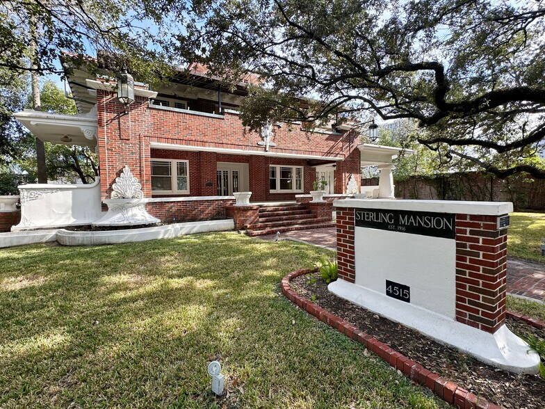 More Photos Of 4515 Yoakum Blvd, Houston Office For Sale