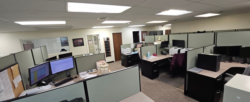 More Photos Of 4917 South Blvd, Charlotte Medical For Lease