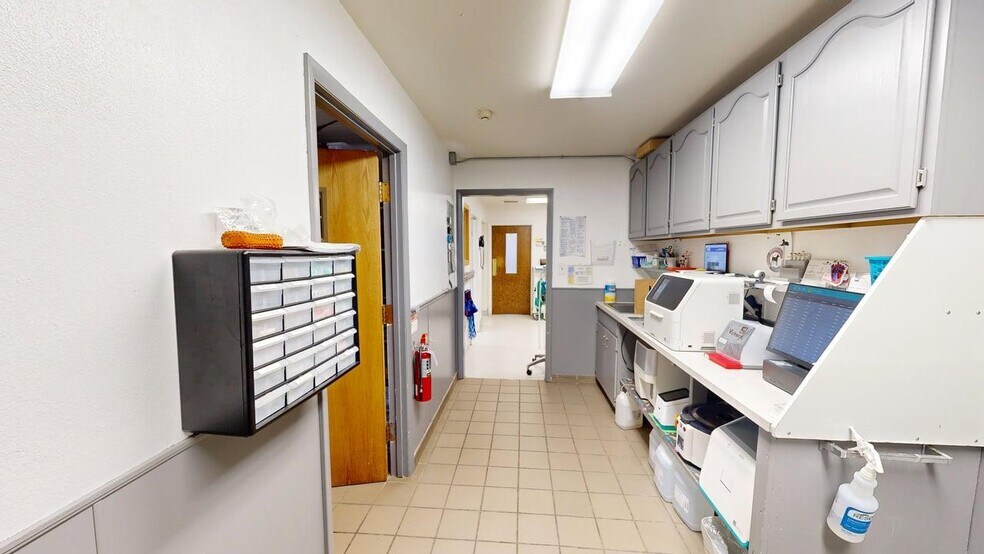 More Photos Of 1321 N 27th St, Billings Medical For Sale