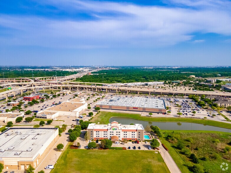 More Photos Of 780 E Vista Ridge Mall Dr, Lewisville Hotel For Sale